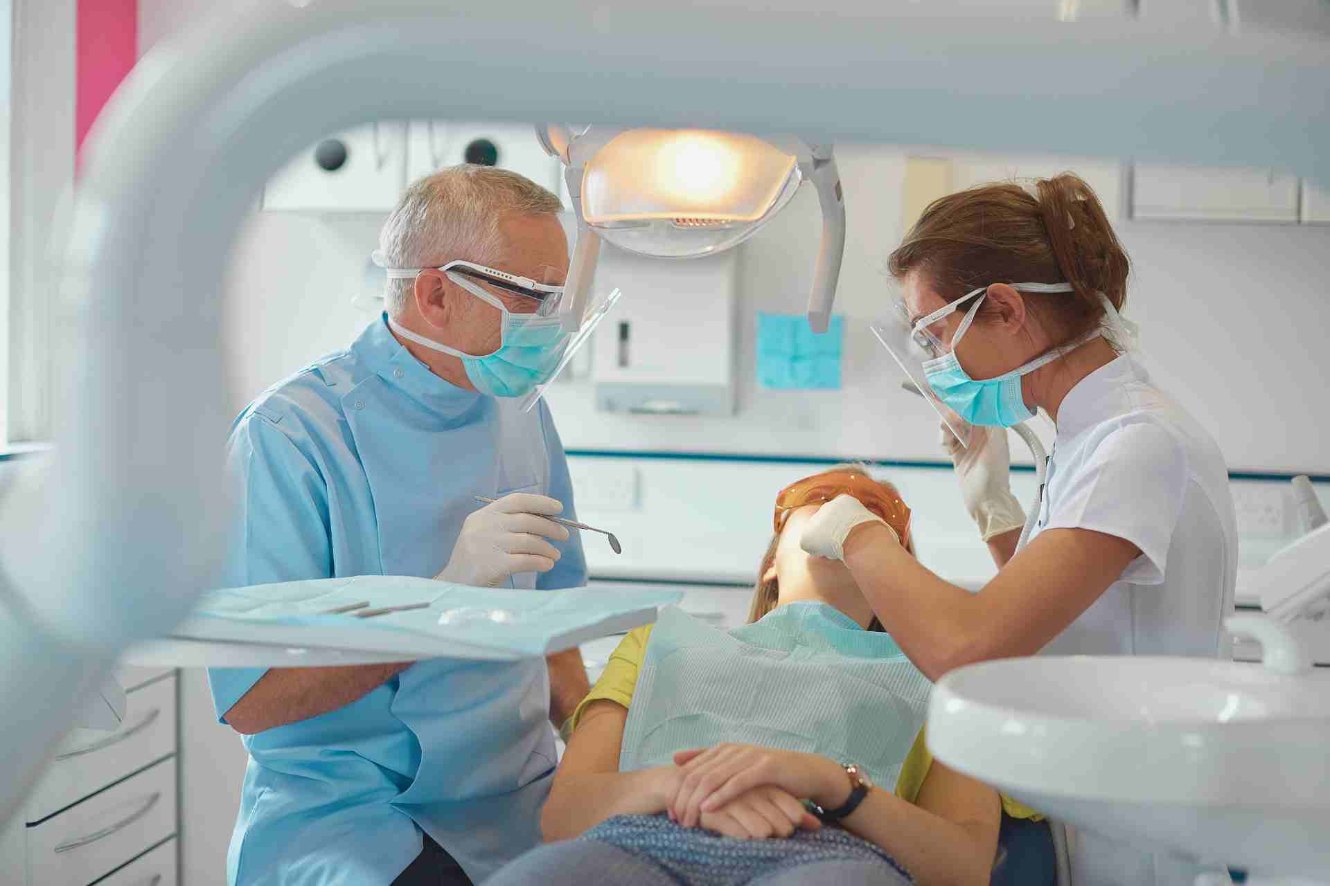 Dentist in La Crescenta, CA